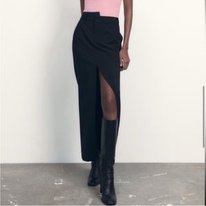 ZARA DOUBLE WAISTED SKIRT. Black. Size XS. NWT.